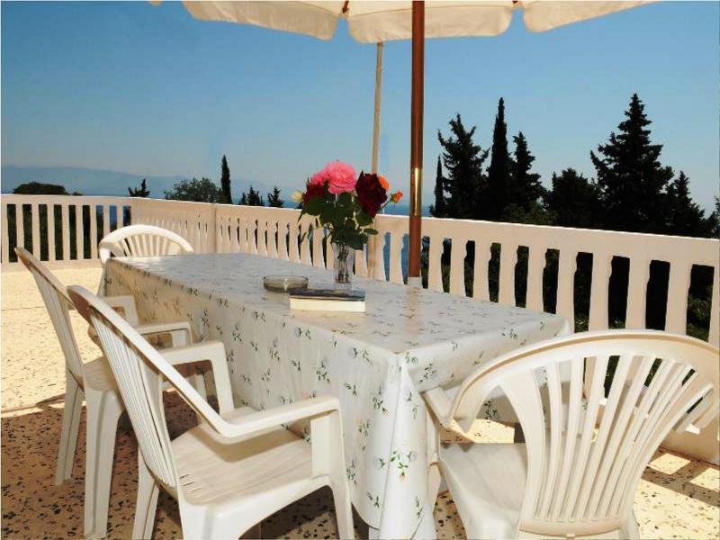 Apostolos & Eleni Family Apartments Перама Екстериор снимка