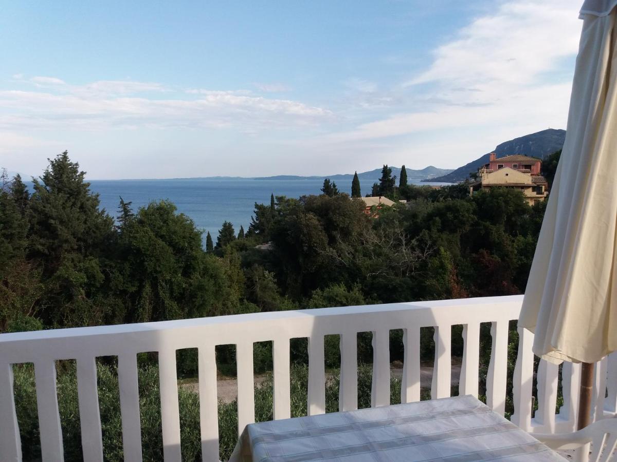 Apostolos & Eleni Family Apartments Перама Екстериор снимка